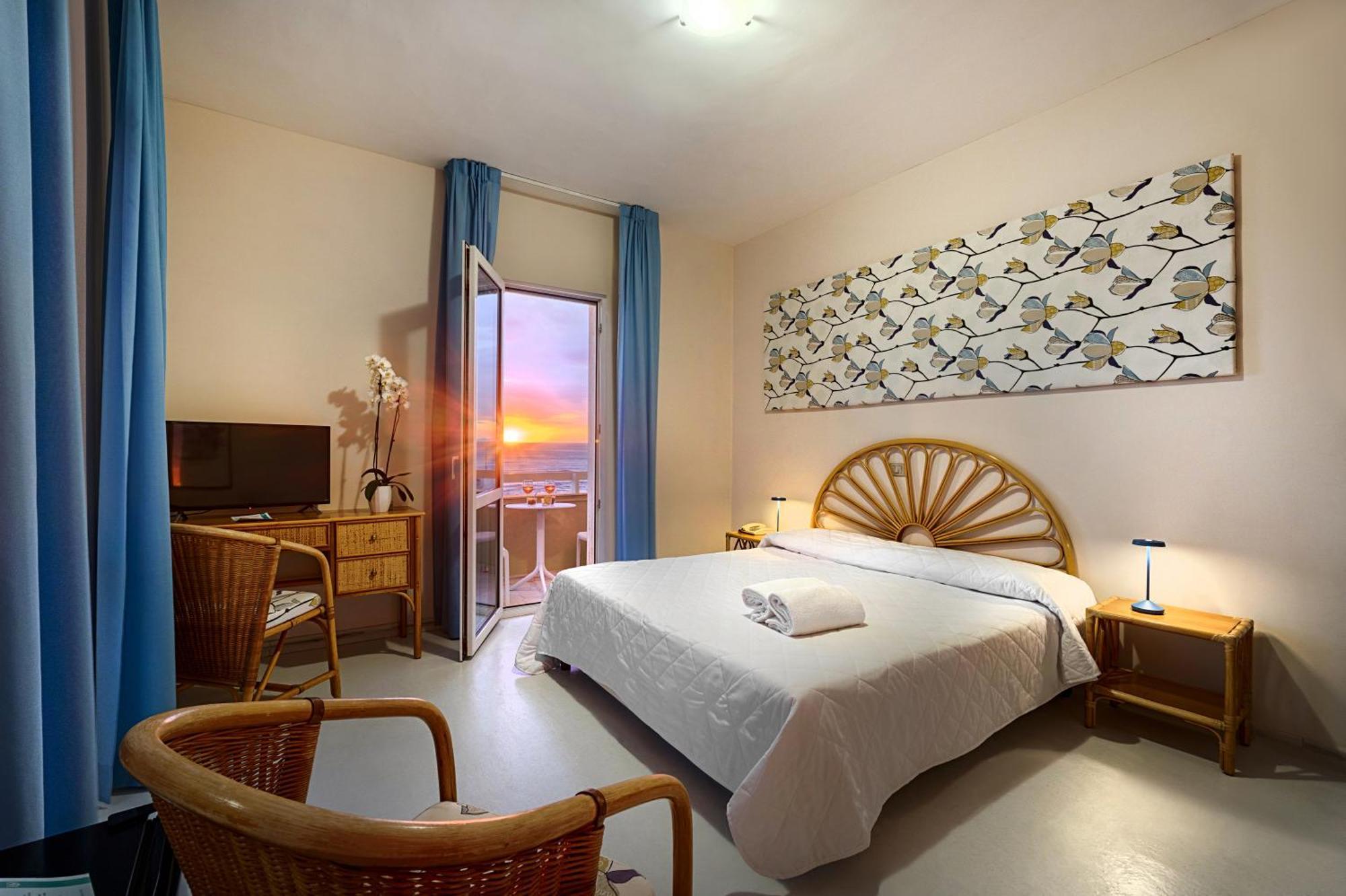 Hotel Mida สโกลิตตี ภายนอก รูปภาพ