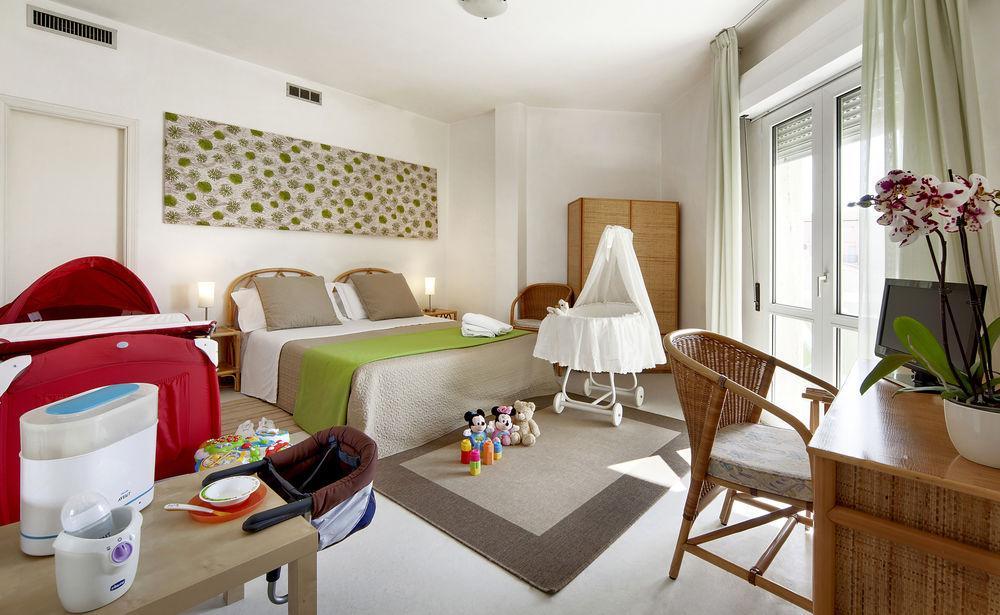 Hotel Mida สโกลิตตี ภายนอก รูปภาพ